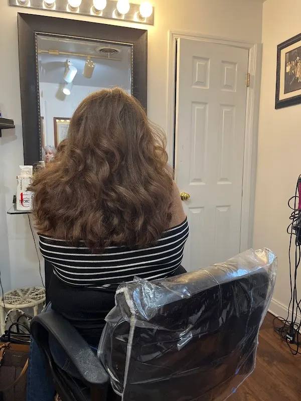 Salon 114 — Hair salon in Hendersonville